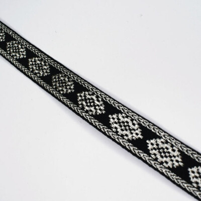 Black and Silver Camel Braid